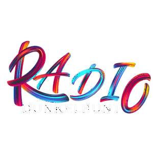 Listen to Radio Dunkelbunt in the App