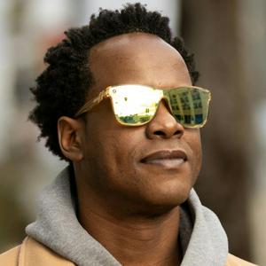 Listen to The Justin Hunte Podcast in the App